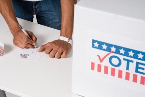 Exame admissional pode reprovar candidato? Entenda os critérios e seus direitos